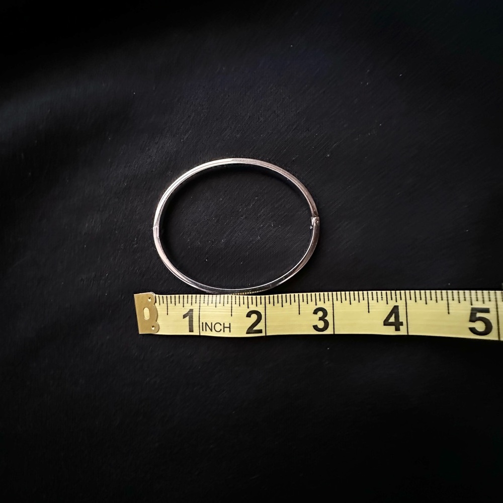 Fashion Silver Hinge Bracelet - Picture 10 of 10